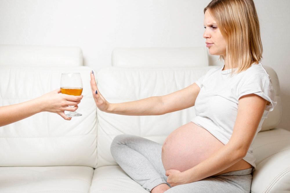 Mujer embarazada no quiere alcohol