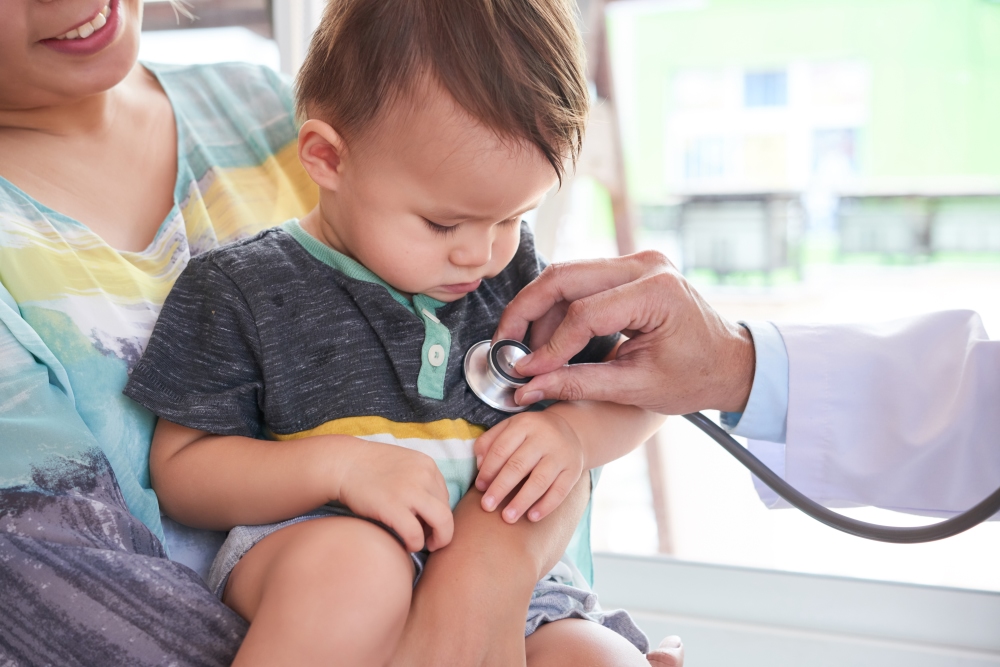 Niño con problema de cateterismo cardíaco