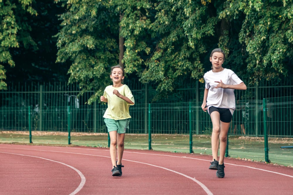 El 'running' és un esport beneficiós per als nens. Ajuda'ls a aficionar-se!