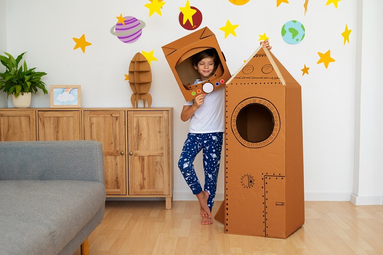 Niño jugando en casa