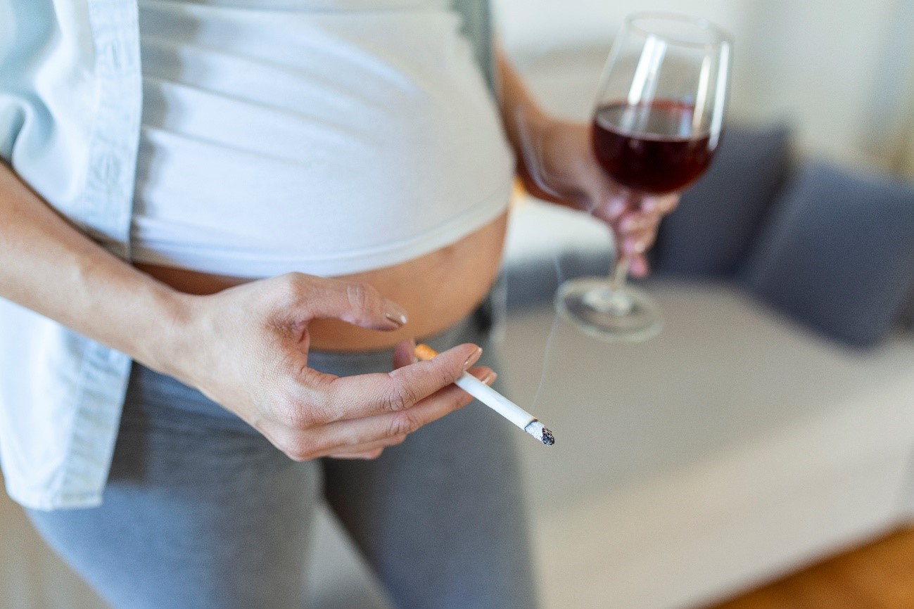 Si estás embarazada, evita estos tóxicos