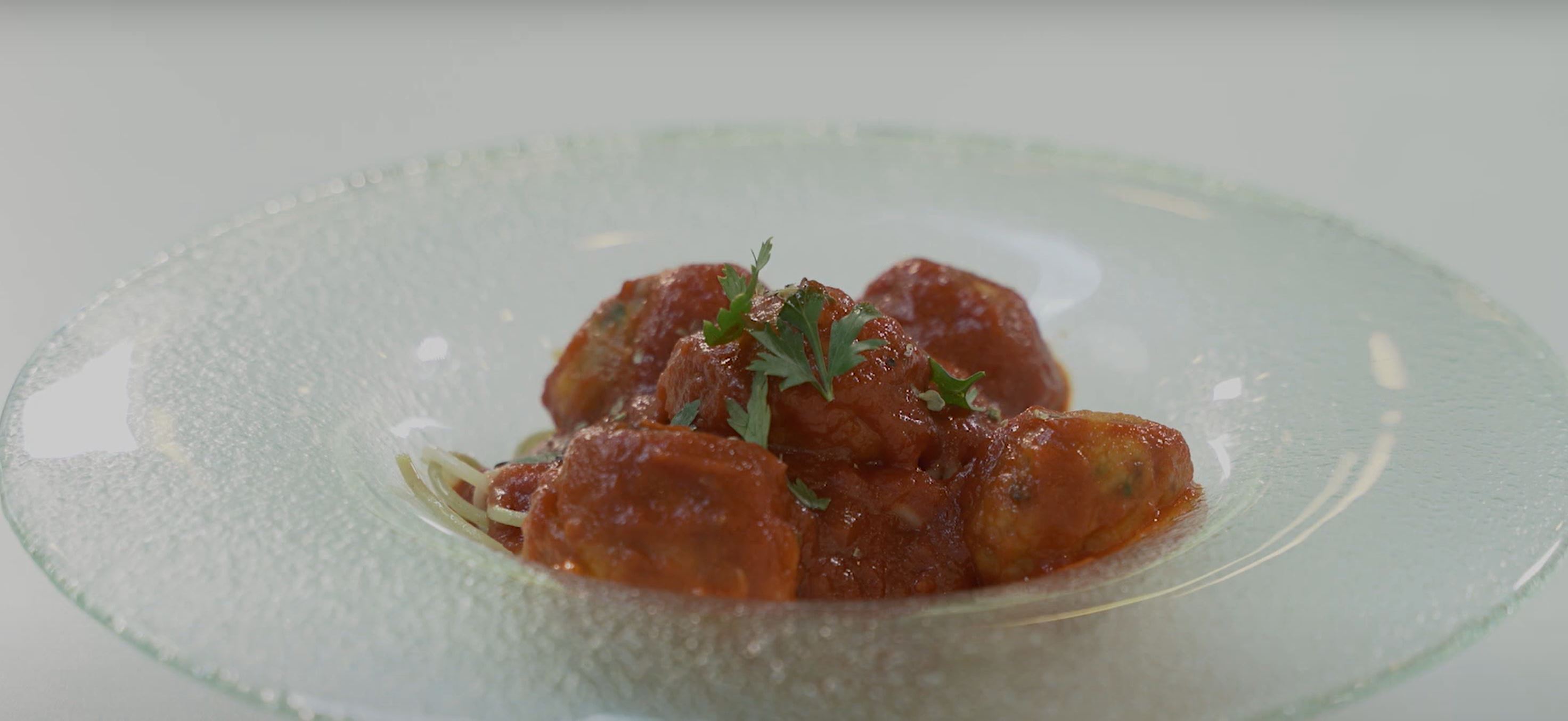 Espaguetis con albóndigas de pescado