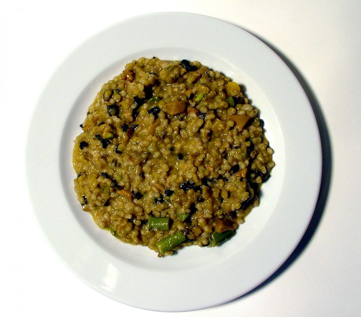 Risotto d’ordi amb verdures i bolets