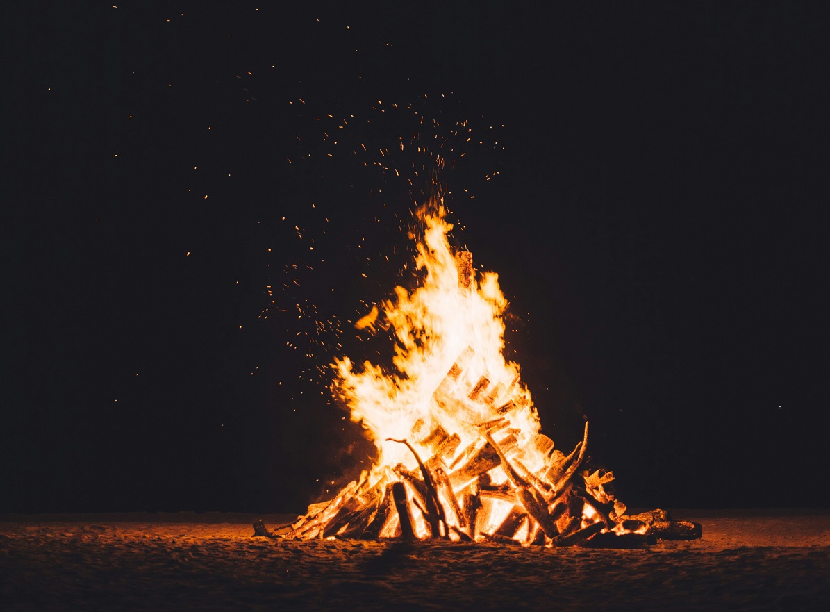 El foc, un dels protagonistes de la revetlla de Sant Joan